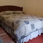 Dona Irene B & B