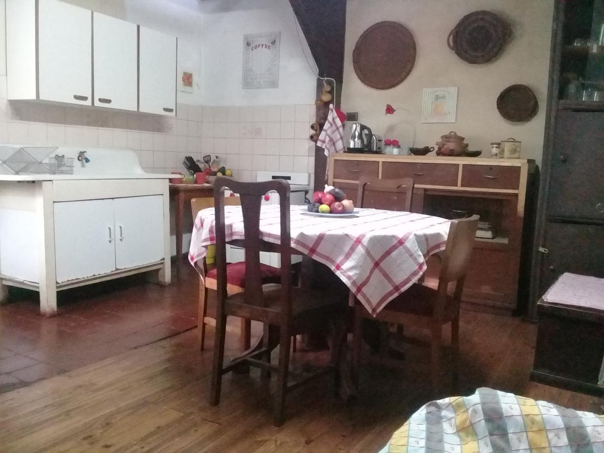 Acomodação com café da manhã  Dona Irene